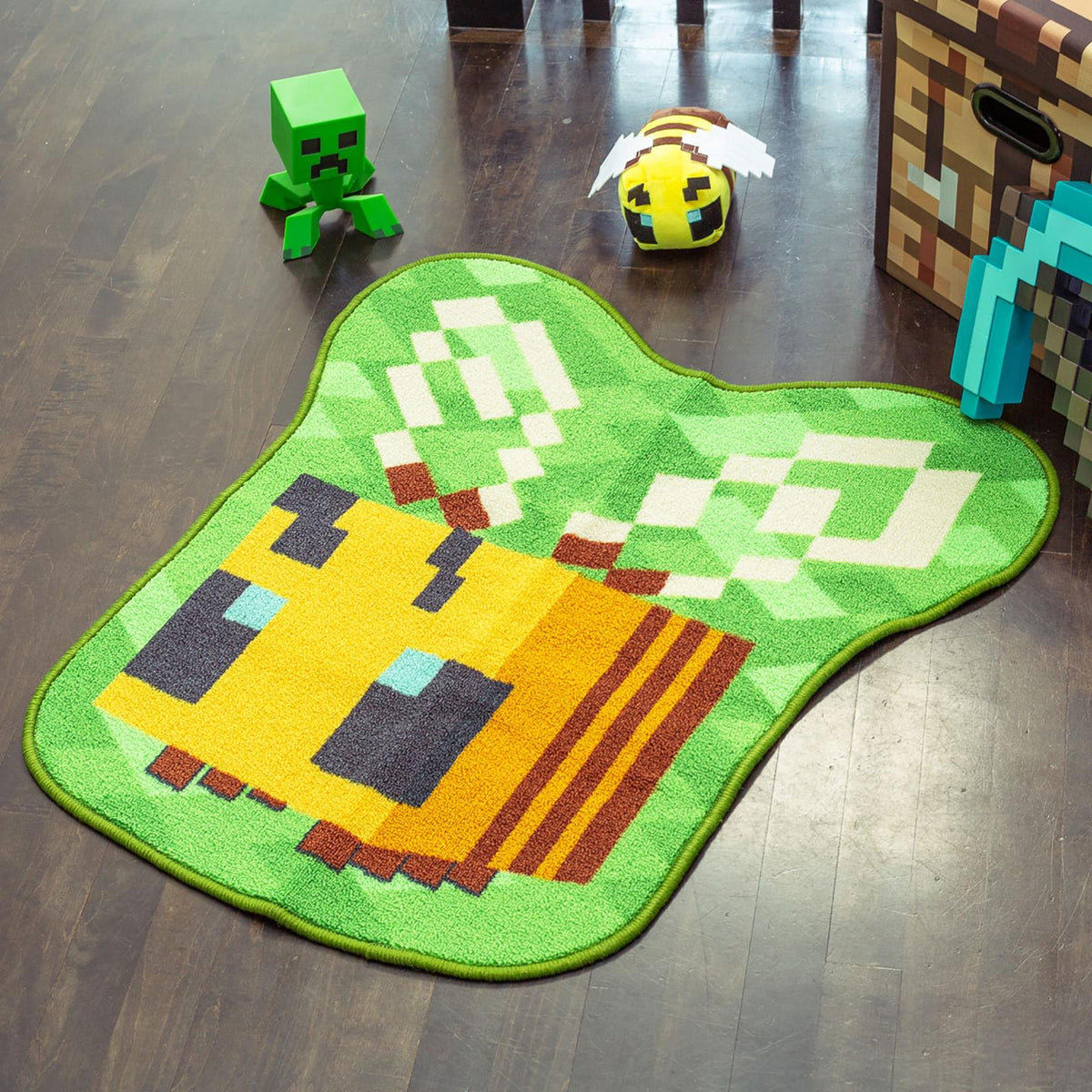 Minecraft Honey Bee Accent Rug | 31 x 29 Inches