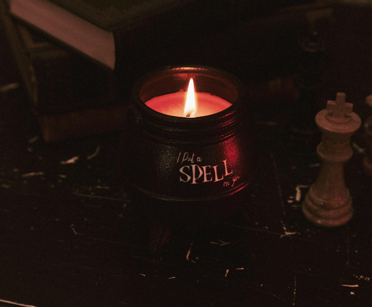 Disney Hocus Pocus "I Put A Spell On You" Ceramic Cauldron Candle
