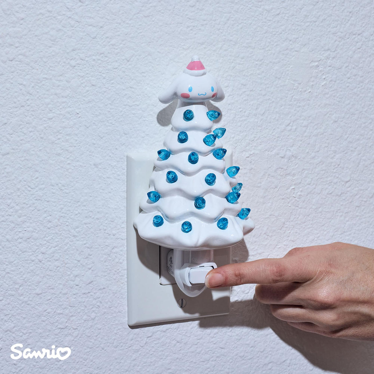 Sanrio Cinnamoroll 6-Inch Ceramic Christmas Tree Plug-In Nightlight