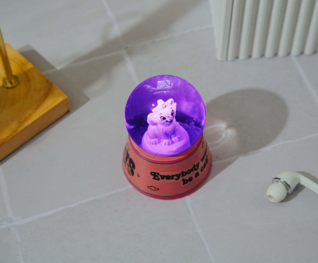 Disney Aristocats Marie "Everybody Wants To Be A Cat" Mini Light-Up Snow Globe