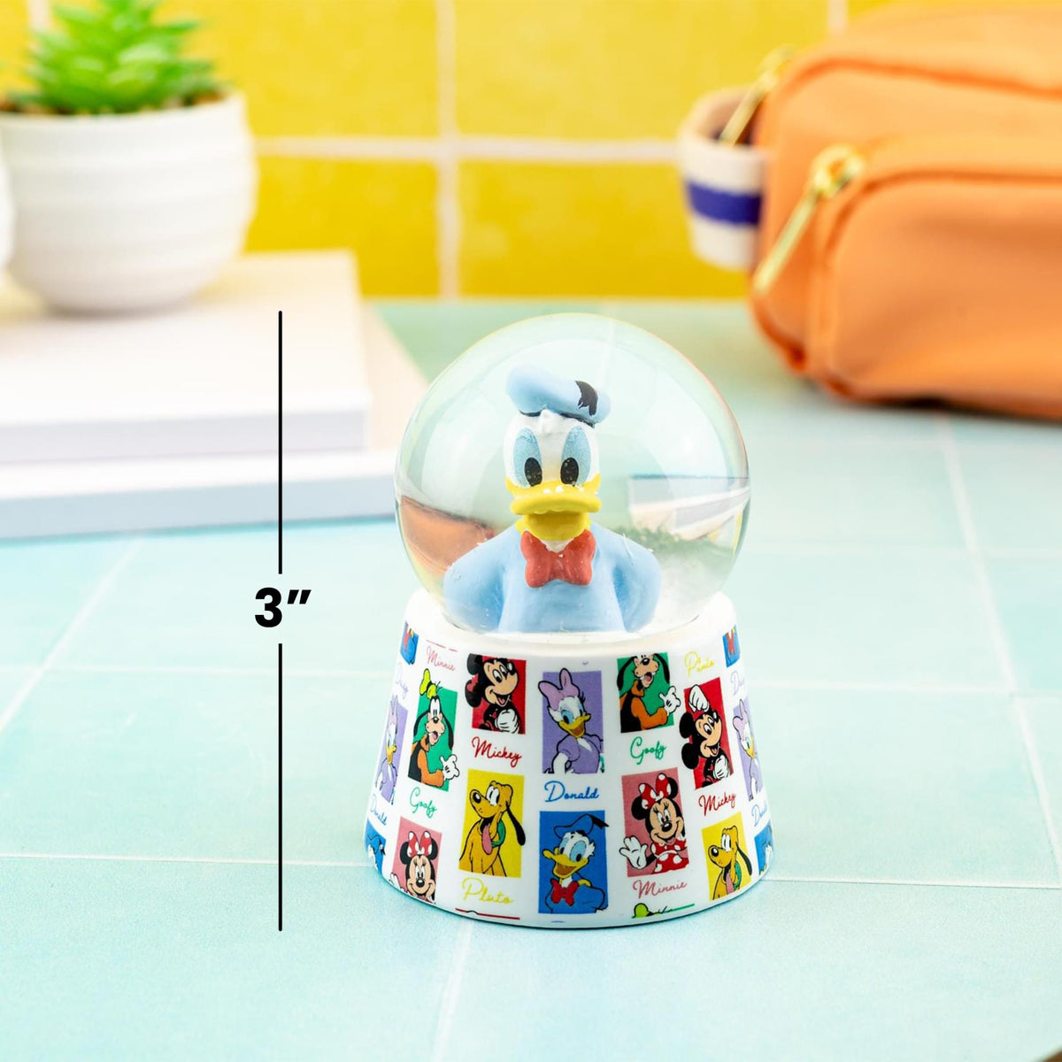 Disney Donald and Daisy Duck Mini Light-Up Snow Globes | Set of 2