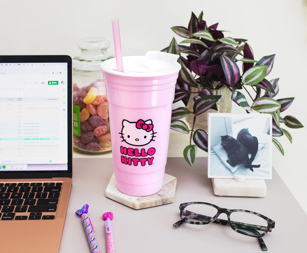 Sanrio Hello Kitty Pink Plastic Tumbler With Lid and Straw | Holds 32 Ounces