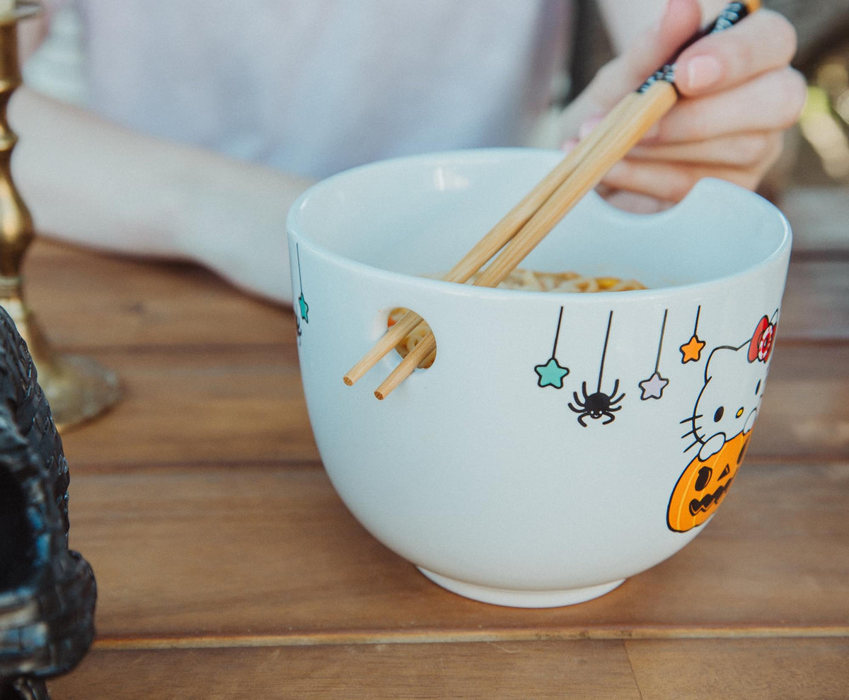 Sanrio Hello Kitty Pumpkin Boo 20-Ounce Ceramic Ramen Bowl and Chopstick Set