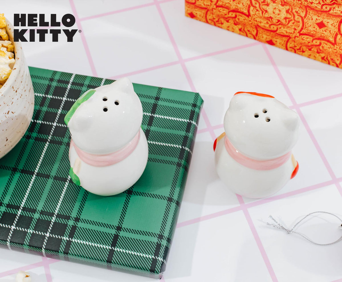 Sanrio Hello Kitty Snowman Ceramic Salt and Pepper Shaker Set