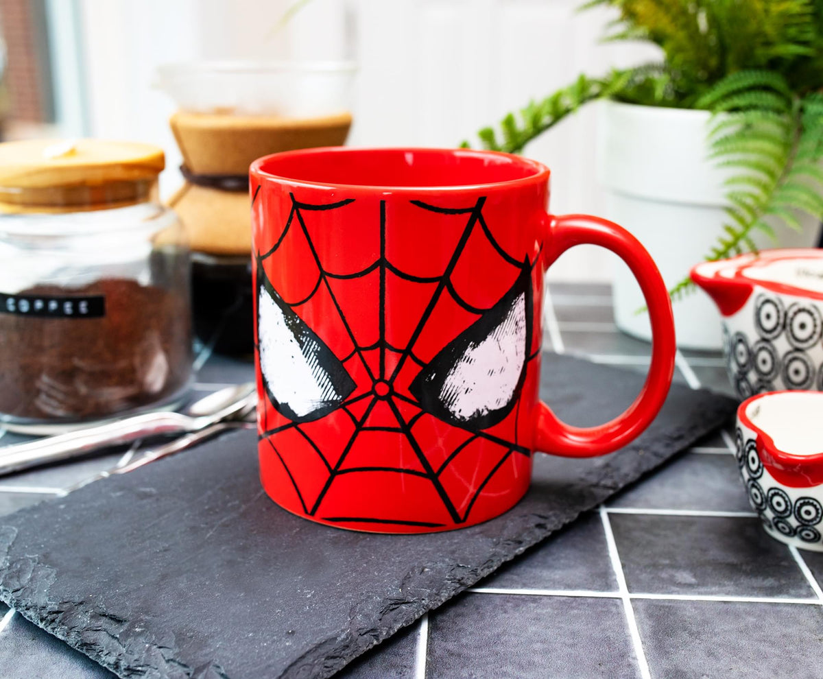 Marvel Comics Spider-Man Classic Mask Ceramic Mug | Holds 20 Ounces