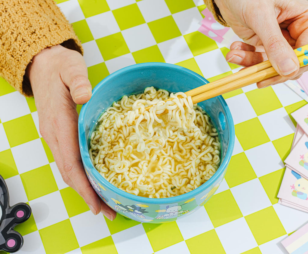 Sanrio Hello Kitty and Friends Blue 20-Ounce Ramen Bowl and Chopstick Set