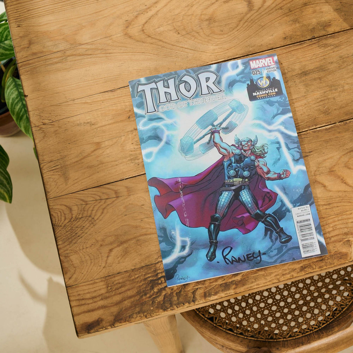 Marvel Comics Thor God of Thunder #25 | WW Nashville 2014 Cover | AUTOGRAPHED - Jason Aaron