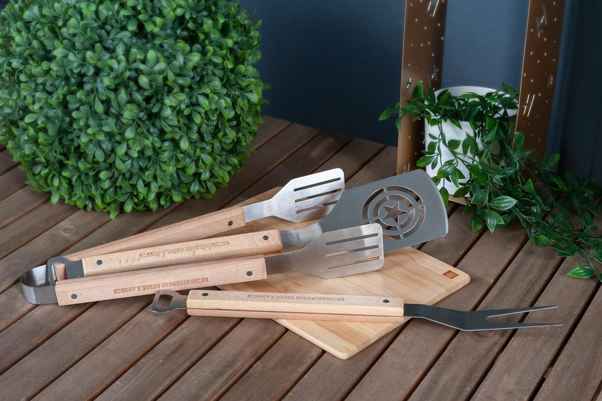 Marvel’s Captain America 3-Piece Outdoor BBQ Grill Utensil Set
